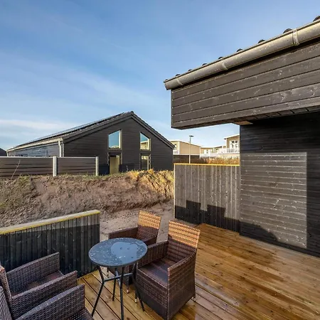 4 Star In Feriehus Løkken